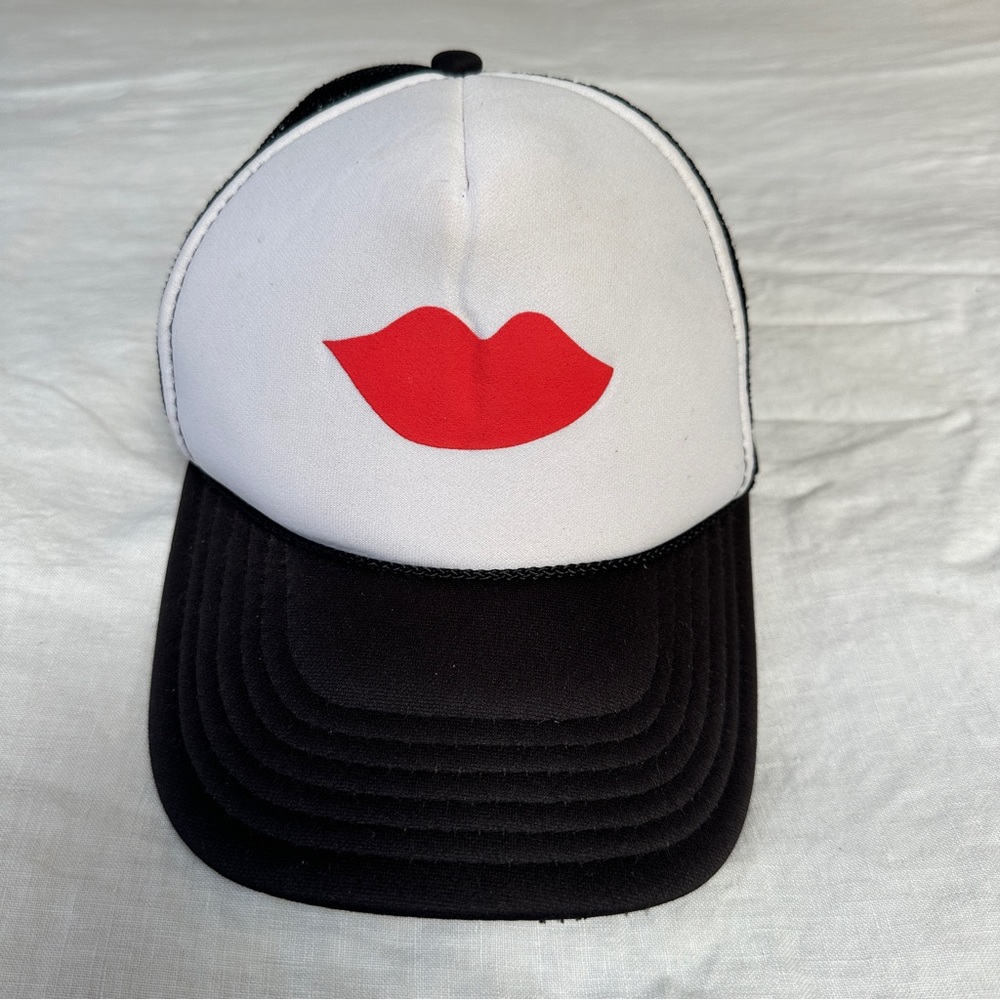 Clare V | Lips baseball cap | Black, White, and Red